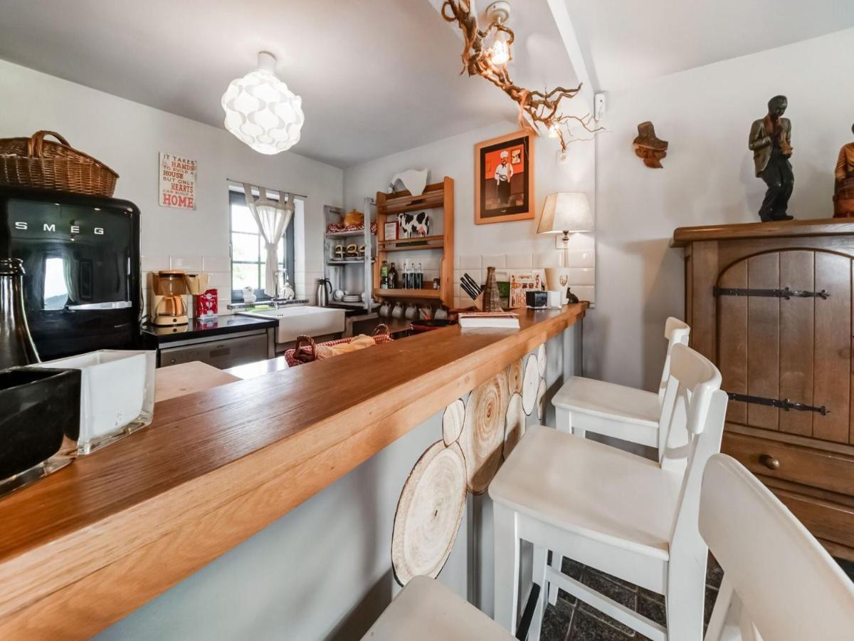 Tranquil Holiday Home In Mont With Bubble Bath Eksteriør billede